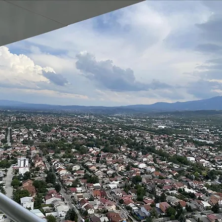 D&s Sky On The 37th Floor * Skopje