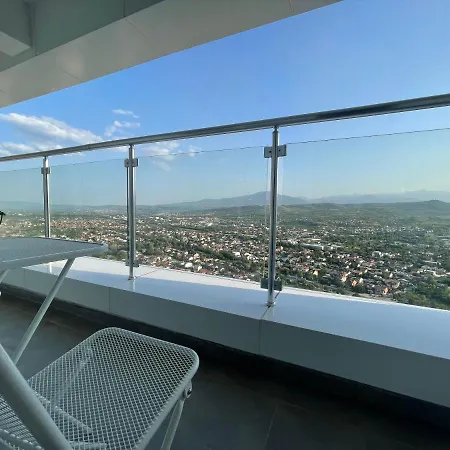 D&s Sky On The 37th Floor *